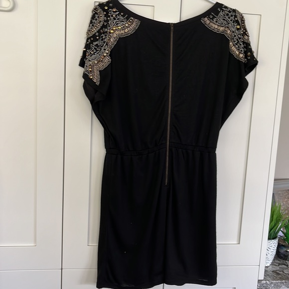 Mini sparkle dress - 100% wool. Size Medium. - Picture 4 of 4